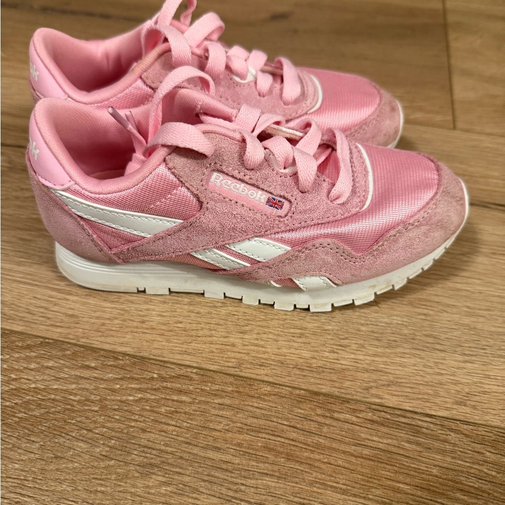 Reebok Classic Pink and White Trainers